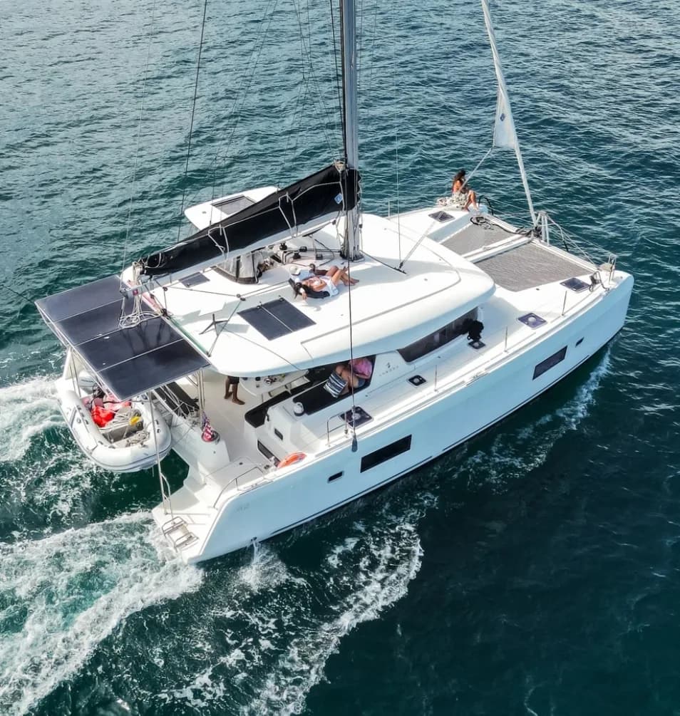 Catamarán 42 pies — foto 4 de 26