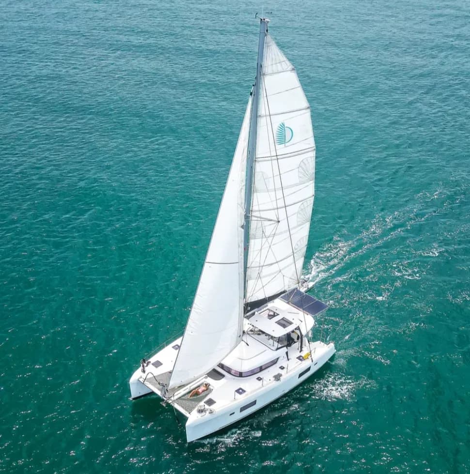 Catamarán 42 pies — foto 8 de 26