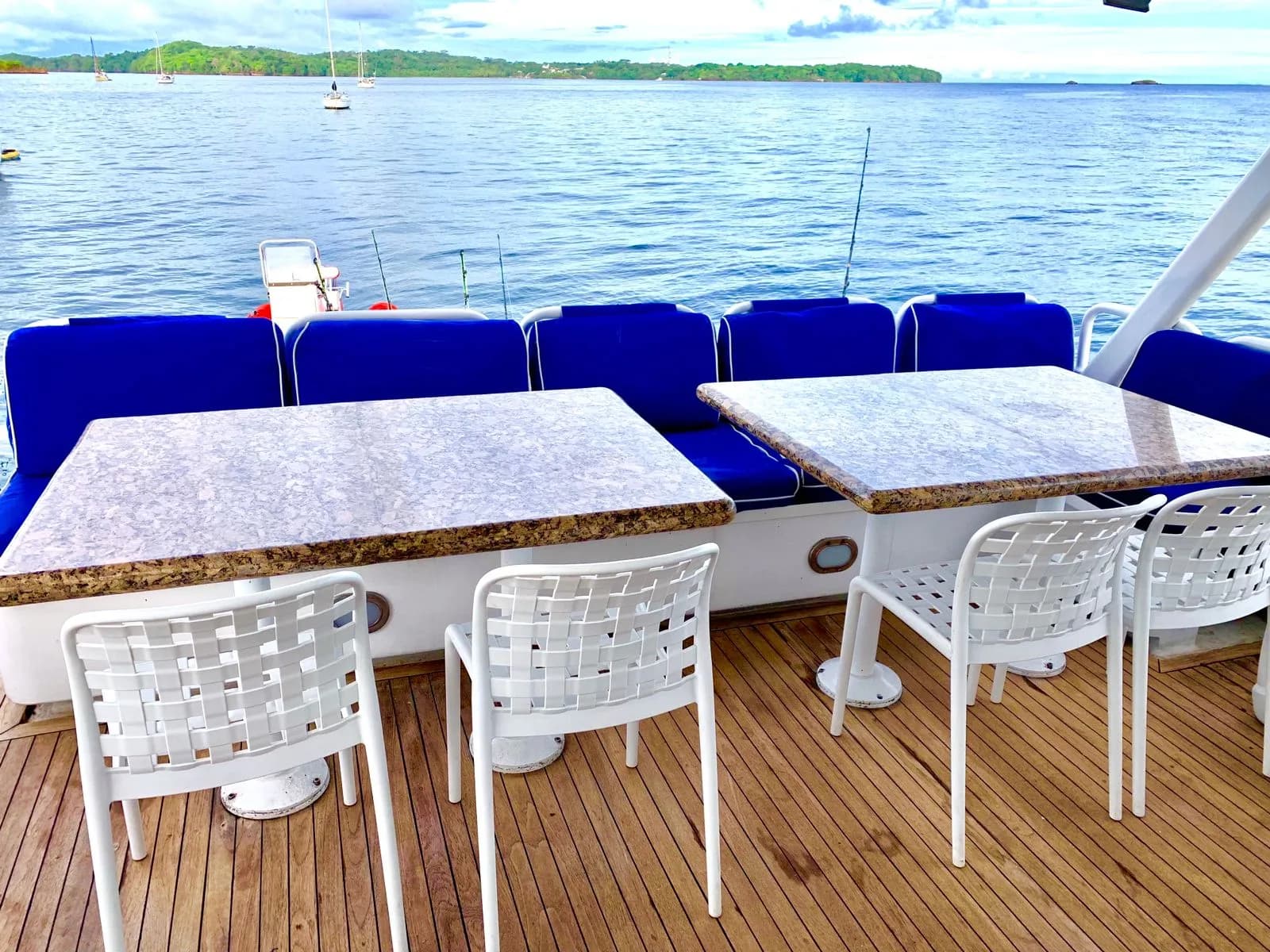 Yate 51 pies — foto 4 de 14
