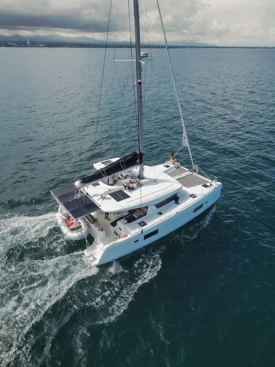 Catamarán 51 pies — foto 8 de 25