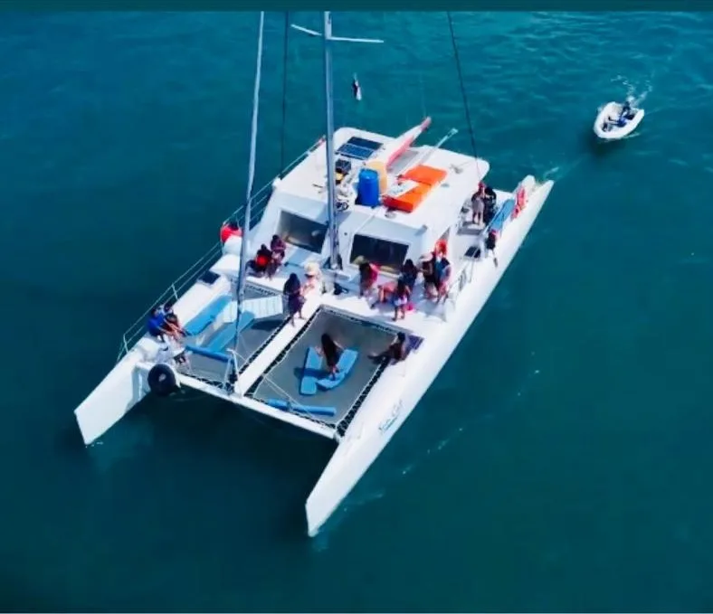 Catamarán 59 pies para chárter privado en Panamá